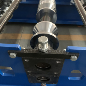 Machine à panneaux de <span class=keywords><strong>toiture</strong></span> Wadley : Performance stable, engrenage 840, formage de tôles métalliques, panneaux trapézoïdaux, rouleaux de tôles de <span class=keywords><strong>toiture</strong></span> - Product Image 5