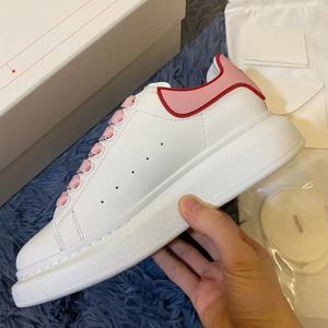 รองเท้าแบรนด์ดีไซเนอร์สุดหรู หนังแท้ ระบายอากาศได้ดี แบบผูกเชือก ลายพราง สำหรับฤดูหนาว พื้นหนา รองเท้าทรงสูง รองเท้าเทนนิส - Product Image 4