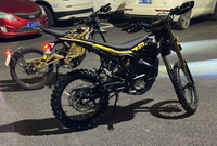 Offre promotionnelle Surron Ultra Bee 74V 21.5K Moto électrique tout-terrain Surron Ultra Bee version route avec livraison DDP