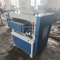 Machine à raboter le bois automatique double face pour l'épaisseur du bois, utilisée dans les usines de traitement du bois