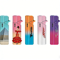 Briquet à gaz butane rechargeable promotionnel, torche à flamme jet coupe-vent en plastique pour fumer en extérieur