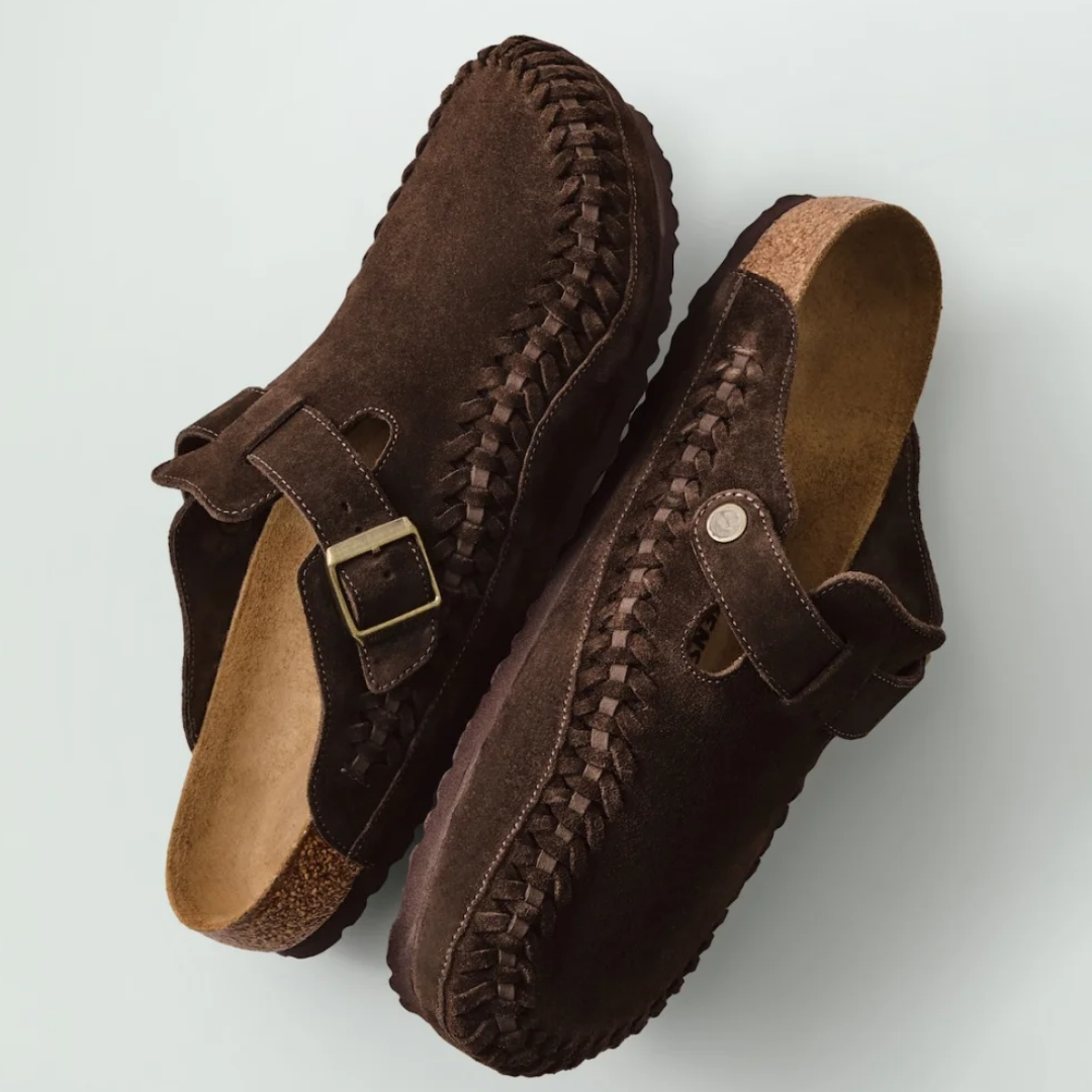 สีน้ำตาล