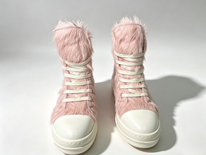 รองเท้าผ้าใบหุ้มข้อสูงแบบผูกเชือก ปลายมน ทำจากขนม้าหลากสี - Product Image 2