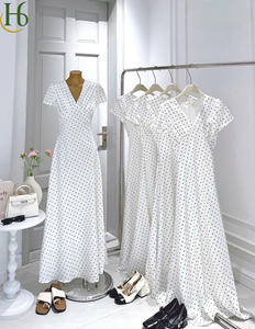 Vestido Maxi Casual con Cuello en V y Estampado de Puntos Blancos, Vestido de Fiesta con Escote Cruzado y Estampado de Puntos Vietnamita, Tela de Chifón Suave - Product Image 1