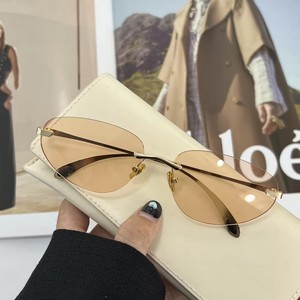 Gafas de Sol Ovaladas Sin Montura de Alta Calidad, Gafas de Moda de Lujo con Marco Pequeño para Viajes al Aire Libre, Gafas para Hombre y Mujer - Product Image 4