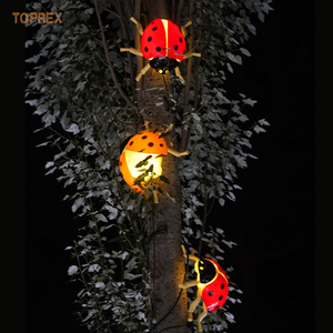Lámpara Decorativa de Jardín con Forma de Mariquita LED Roja y Amarilla, Luz Navideña para Exteriores con Clasificación IP65 - Product Image 1