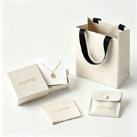 Emballage de luxe personnalisé avec LOGO pour bijoux, idéal pour les petites entreprises : pochettes en velours, boîtes en papier et sacs en papier avec carte pour parures de bijoux.