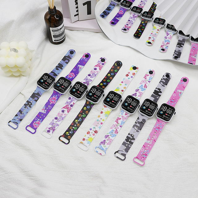 2025 New Cartoon Led Electronic Watch Boys Girls Children Plastic Led Digital Cartoon Square Sports Watch
