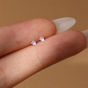Aretes Pequeños de Plata de Ley S925 CANNER con Circonitas de Colores en Oro Blanco, Rosa, Verde Oliva, Rosa Claro y Morado Claro - Product Image 5