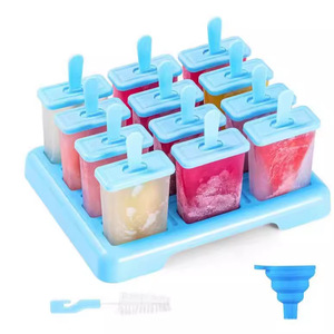 Ensemble de moules à glaçons pour usage domestique, en plastique de qualité alimentaire, moules à glaçons à 12 cavités, comprenant un plateau et des bâtonnets - Product Image 1