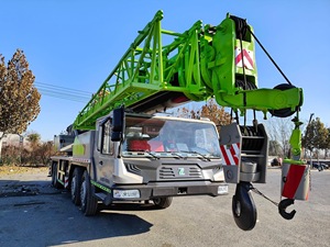 Zoomlion ZTC500 50 Ton Used Hydraulic Mobile Truck <b>Crane</b> with Gearbox, Motor and Lifting Height for Sale - Product Image 2