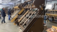 Cloueuse à palettes en bloc de bois faisant la machine avec ligne de production automatique de palettes