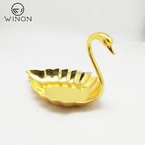 Banhado a ouro Casa Modern Kitchen Swan forma Fruit Nuts Doces Tabletop Reutilizável Metal Servindo Doces Data Snack Prato de armazenamento