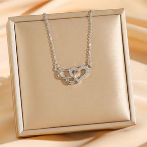 Collar De Acero Inoxidable Gold Plated Stainless Steel Double Heart-shaped Diamond Necklace <b>Titanium</b> Plated Steel Clavicle <b>Chain</b> - Product Image 6