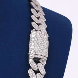 Collier de luxe en argent sterling 925 avec diamant cultivé en laboratoire, élégant bijou pour mariage et cadeau - Product Image 4