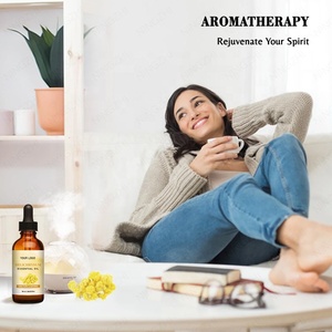 Wholesale Professional <strong>Helichrysum</strong> <strong>Essential</strong> <strong>Oil</strong> Infused with Pure Natural Plant Extract - Product Image 4