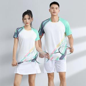 T-shirt de sport unisexe léger en polyester pour la course, le badminton et le tennis, idéal pour l'extérieur et le quotidien - Product Image 4