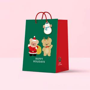 Sacs cadeaux de Noël de luxe estampillés à chaud, fabricant vietnamien, sacs d'emballage personnalisés de haute qualité pour marchandises - Product Image 1
