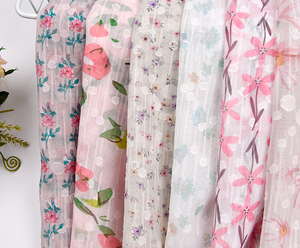 宽度150厘米夏季涤纶数码印花面料柔软透气护肤花雪纺面料儿童连衣裙女裙 - Product Image 4