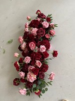 Rangkaian Bunga Sentuhan Realistis H474 untuk Pernikahan, Bunga Hydrangea Merah Burgundy dan Mawar, Centerpiece Bola Bunga