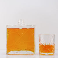 Bouteilles en verre super flint carrées de luxe pour gin, whisky, brandy, rhum, vodka, tequila en 750 ml/1000 ml avec bouchon en liège