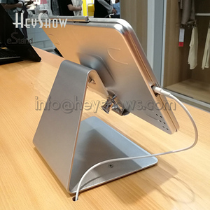 Support de sécurité pour tablette de bureau pour <span class=keywords><strong>iPad</strong></span> 2/<span class=keywords><strong>3</strong></span>/<span class=keywords><strong>4</strong></span> <span class=keywords><strong>Air</strong></span>/<span class=keywords><strong>Air</strong></span> 2/Pro 2017/2018 9.7 pouces avec clé verrouillable - Product Image 6