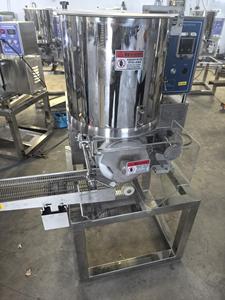 Machine industrielle semi-automatique de moulage, de formage, de pressage et de façonnage de saucisses, de poisson, de viande de bœuf, de galettes de viande, de nuggets et de tartes à la viande - Product Image 5