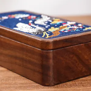 Vintage Exquisite Embroidered Black Walnut Solid Wood Jewelry Box Portable Storage Box