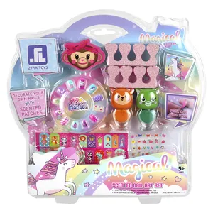 Stock di rossetto carino per unghie adesivi per giocattoli per bambini Kit di bellezza Make Up Kit per ragazze produttore