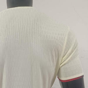2025 2026 Chất lượng cao của nam giới bóng đá Áo T-shirt Thái của nam giới bóng đá thiết lập Retro đội bóng đá T-shirt thể thao - Product Image 2
