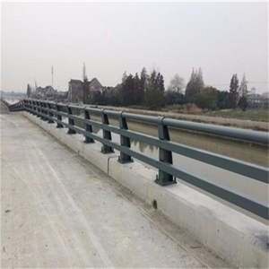 Heavy-Duty Steel High-Durability Anti-Impact Weather-Resistant Road Guardrail - Product Image 4