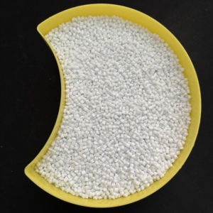 Granules de puces PET de qualité bouteille vierge résistant aux hautes températures Application de qualité alimentaire Prix bas - Product Image 2