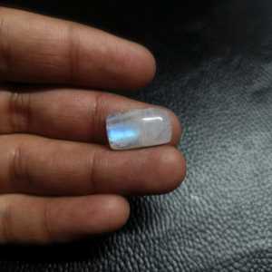 Premium Natural <b>Rainbow</b> Moonstone Cabochon 18x11mm <b>Light</b> Jewelry Making OEM Exporter Manufacturer India - Product Image 3
