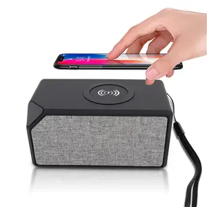 2023 популярный портативный 2 в 1 Power Bank 5W & 10W аудио Bluetooth динамик и беспроводное зарядное устройство Micro USB вход