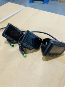 Kit de Conversión de Pantalla LCD para Bicicleta Eléctrica Ridstar con Freno de Disco Hidráulico, Media Maneta de Aceleración, 48V, Plástico y Aluminio - Product Image 5