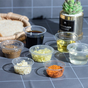 Gobelets jetables en plastique PP transparents avec couvercles noirs, 0,5 oz, 0,75 oz, 1 oz, 1,5 oz, 2 oz, 3,25 oz, 4 oz, 5,5 oz, pour emballage de beurre et sauces, OEM ODM - Product Image 1