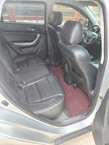 Vehículo Utilitario Deportivo (SUV) Plateado Usado de 5 Puertas, Compacto, Todoterreno, para Conducción Diaria - Product Image 4