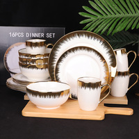Vaisselle en porcelaine de luxe vintage avec incrustations dorées, service de table 18 pièces pour usage quotidien, qualité export, vente en gros pour hôtels