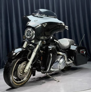 Utilisé pour la Harley <span class=keywords><strong>CVO</strong></span> Ultra Classic Electra Glide <span class=keywords><strong>2011</strong></span>. 1584cc. Moto de croisière d'occasion de haute qualité - Product Image 1