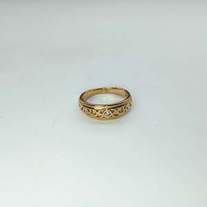 แหวนสวยงาม ทำจากสแตนเลสสตีล 316L ชุบทอง PVD ทนทาน เป็นมิตรต่อสิ่งแวดล้อม - Product Image 1