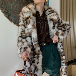 Pelliccia di volpe <span class=keywords><strong>tutto</strong></span> fatto <span class=keywords><strong>a</strong></span> mano selvaggio della stampa del leopardo di medio lungo foderato di pelliccia cappotto cappotto di pelliccia - Product Image 4