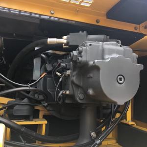 Excavadora Usada Komatsu PC 450 de 45 Toneladas, Maquinaria Pesada de Operación Manual para Proyectos de Construcción - Product Image 4