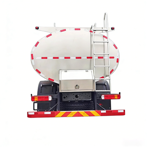 Camion-citerne pompe de transport de lait de chèvre et d'animaux, Dongfeng 8000 litres, 4x2, 6 roues, à prix abordable - Product Image 5