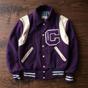 Blouson universitaire violet pour homme avec logo brodé, lettres C, fermeture à boutons recouverts, style streetwear, imperméable, respirant, écologique - Product Image 4