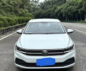 Volkswagen <span class=keywords><strong>Bora</strong></span> 2021 d'occasion, familiale, berline 4 portes 5 places, intérieur gris, essence, exportée de Chine - Product Image 2