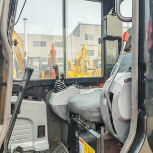 รถขุดขนาดเล็ก Kubota U40 มือสอง 4 ตัน แบบ Zero Tail Swing ระบบไฮดรอลิก เครื่องยนต์ Kubota แท้ เหมาะสำหรับงานจัดสวน งานเทศบาลในพื้นที่แคบ - Product Image 4