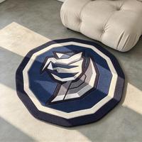 Tapis tufté personnalisé avec motif graphique, tapis moelleux découpé sur mesure avec logo/emblème pour la décoration intérieure et des salles de jeux