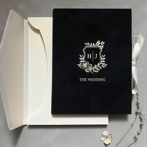 Lujo elegante en blanco de tapa dura Viena terciopelo oro Folio cubierta invitaciones Gatefold invitado en relieve monograma invitación de boda - Product Image 4