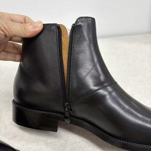 Stivaletti Chelsea da <span class=keywords><strong>Uomo</strong></span> LuxuDawn Autunno Inverno in Vera Pelle di Vitello Italiana, <span class=keywords><strong>con</strong></span> <span class=keywords><strong>Cerniera</strong></span> e Lavorazione Blake, per Business e Cerimonie - Product Image 6
