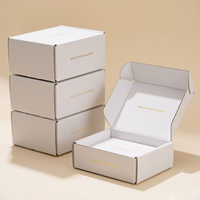 SHIRUN PACKAGE Logo personnalisé Boîtes en papier cadeau de couleur pure Standard Export Portable pliant ondulé blanc expédition boîte postale